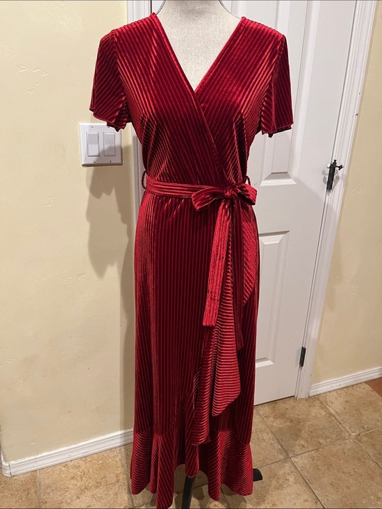 Simplee Apparel Dresses & Skirts - Simplee Apparel Cranberry Red Velvet Wrap Maxi Dress